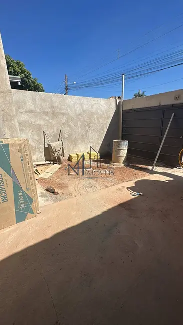 Foto 2 de Casa com 3 quartos à venda, 180m2 em Residencial Village Garavelo - 2ª Etapa, Aparecida De Goiania - GO