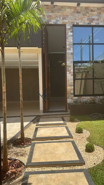 Foto 3 de Casa com 3 quartos à venda, 350m2 em Jardim Helvécia, Aparecida De Goiania - GO