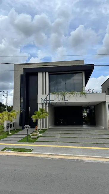 Foto 2 de Casa com 3 quartos à venda, 250m2 em Aparecida De Goiania - GO