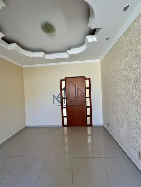 Casa com 3 quartos à venda, 198m2 em Aparecida De Goiania - GO - imagem 5 Foto 5 de Casa com 3 quartos à venda, 198m2 em Aparecida De Goiania - GO