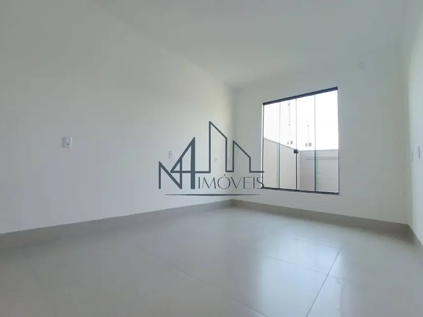 Foto 8 de Casa com 3 quartos à venda, 180m2 em Independência - 3º Complemento, Aparecida De Goiania - GO