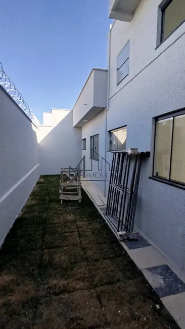 Foto 2 de Casa com 3 quartos à venda, 198m2 em Jardim Ipiranga, Aparecida De Goiania - GO