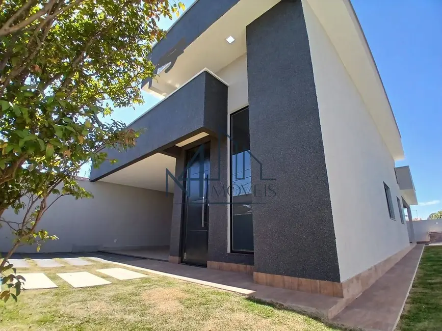 Foto 2 de Casa com 3 quartos à venda, 400m2 em Vila Mariana, Aparecida De Goiania - GO