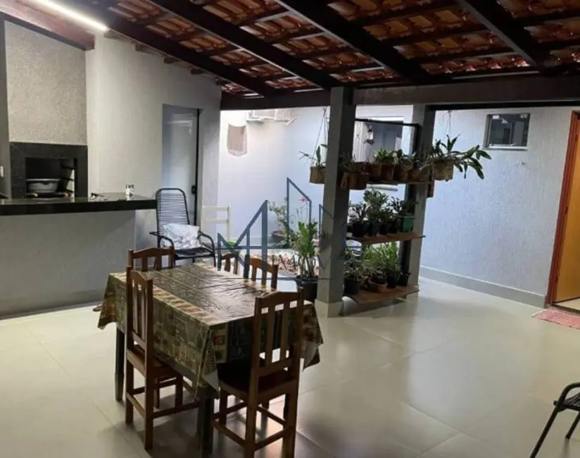 Foto 1 de Casa com 4 quartos à venda, 217m2 em Cardoso Continuação, Aparecida De Goiania - GO