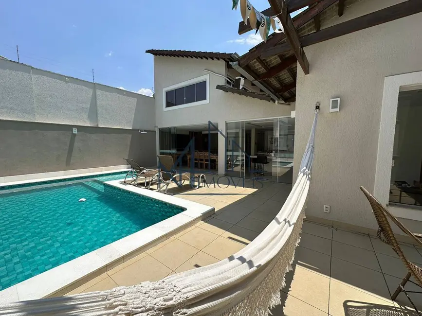 Foto 2 de Casa com 4 quartos à venda, 420m2 em Parque das Laranjeiras, Goiania - GO