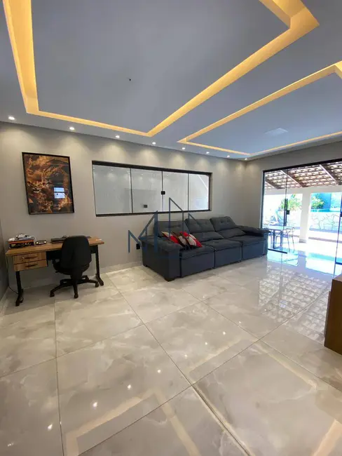 Casa com 3 quartos à venda, 360m2 em Residencial Cândido Queiroz, Aparecida De Goiania - GO - imagem 5 Foto 5 de Casa com 3 quartos à venda, 360m2 em Residencial Cândido Queiroz, Aparecida De Goiania - GO