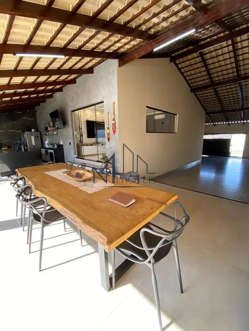 Casa com 3 quartos à venda, 360m2 em Residencial Cândido Queiroz, Aparecida De Goiania - GO - imagem 3 Foto 3 de Casa com 3 quartos à venda, 360m2 em Residencial Cândido Queiroz, Aparecida De Goiania - GO