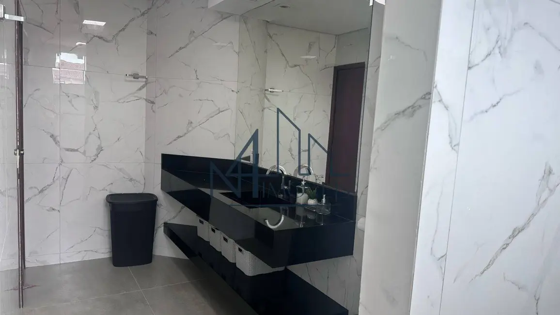 Foto 9 de Sobrado com 4 quartos à venda, 528m2 em Santa Genoveva, Goiania - GO