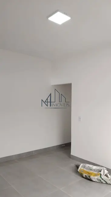 Casa com 3 quartos à venda, 188m2 em Independência - 1º Complemento Setor das Mansões, Aparecida De Goiania - GO - imagem 5 Foto 5 de Casa com 3 quartos à venda, 188m2 em Independência - 1º Complemento Setor das Mansões, Aparecida De Goiania - GO