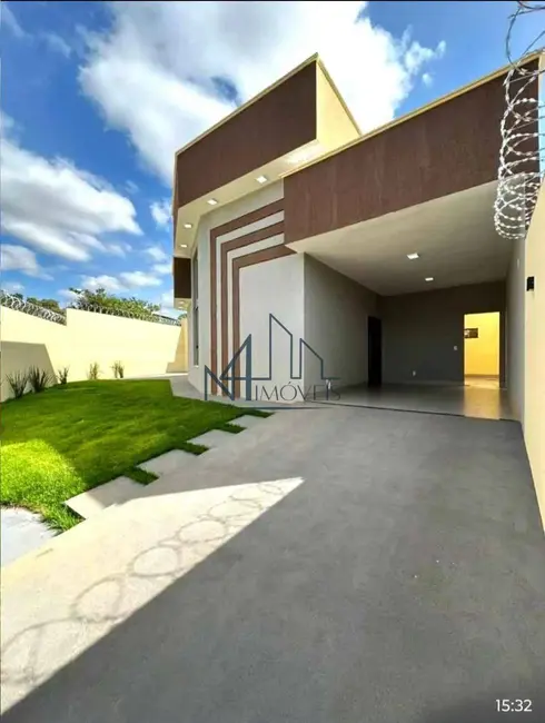 Casa com 3 quartos à venda, 224m2 em Independência - 3º Complemento, Aparecida De Goiania - GO - imagem 1 Foto 1 de Casa com 3 quartos à venda, 224m2 em Independência - 3º Complemento, Aparecida De Goiania - GO