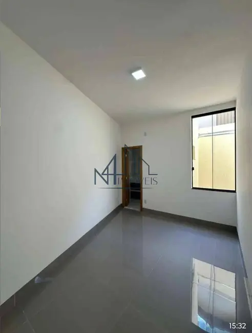 Casa com 3 quartos à venda, 224m2 em Independência - 3º Complemento, Aparecida De Goiania - GO - imagem 8 Foto 8 de Casa com 3 quartos à venda, 224m2 em Independência - 3º Complemento, Aparecida De Goiania - GO