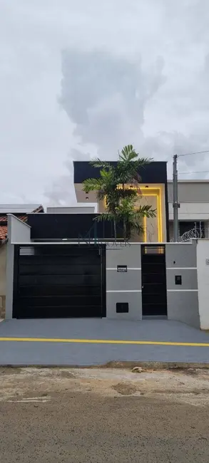 Foto 1 de Casa com 3 quartos à venda, 192m2 em Jardim Helvécia, Aparecida De Goiania - GO