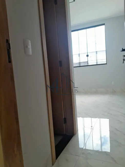 Foto 3 de Casa com 3 quartos à venda, 180m2 em Pontal Sul - Acréscimo, Aparecida De Goiania - GO