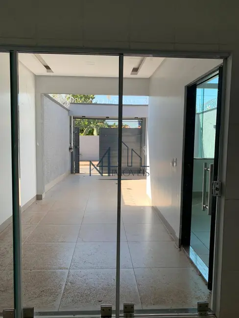 Casa com 3 quartos à venda, 150m2 em Residencial Paraíso II, Senador Canedo - GO - imagem 4 Foto 4 de Casa com 3 quartos à venda, 150m2 em Residencial Paraíso II, Senador Canedo - GO