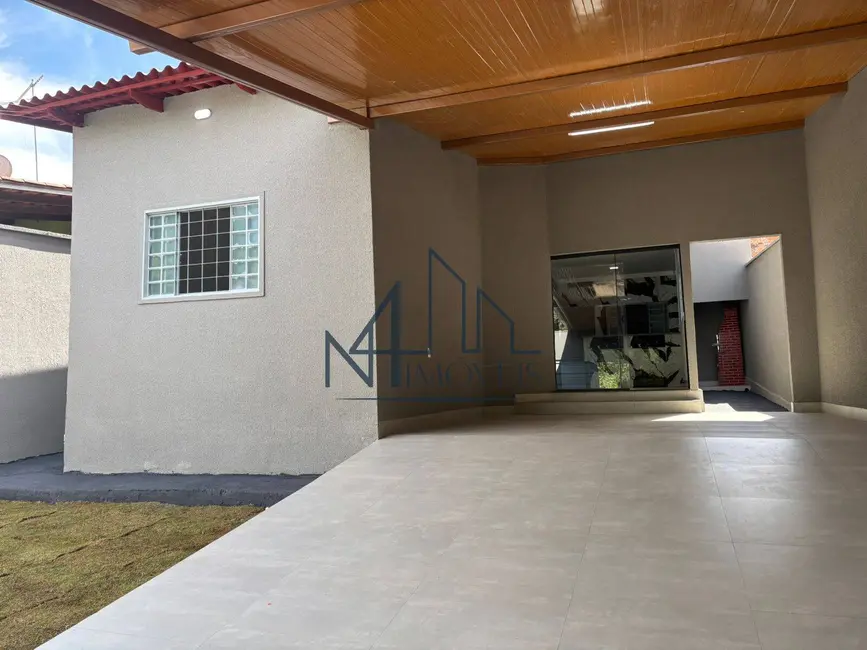 Foto 1 de Casa com 3 quartos à venda, 190m2 em Parque Veiga Jardim, Aparecida De Goiania - GO