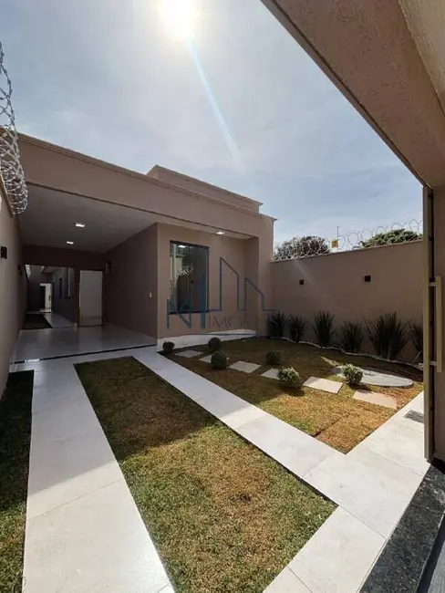 Foto 2 de Casa com 3 quartos à venda, 185m2 em Setor Central, Aparecida De Goiania - GO