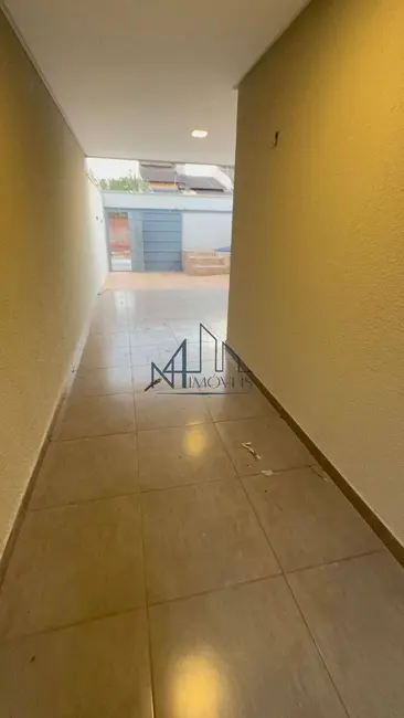 Casa com 2 quartos à venda, 180m2 em Jardim São José, Goiania - GO - imagem 3 Foto 3 de Casa com 2 quartos à venda, 180m2 em Jardim São José, Goiania - GO