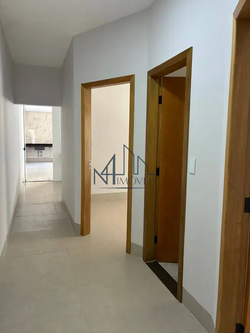 Foto 8 de Casa com 3 quartos à venda, 195m2 em Mansões Paraíso, Aparecida De Goiania - GO