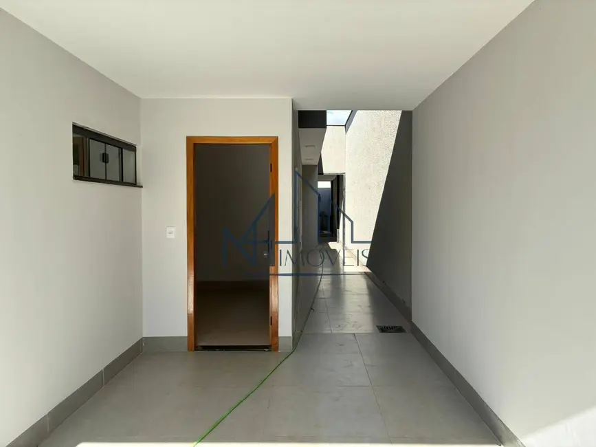 Foto 3 de Casa com 3 quartos à venda, 195m2 em Mansões Paraíso, Aparecida De Goiania - GO