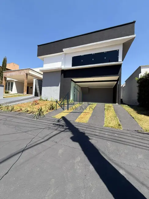 Sobrado com 4 quartos à venda, 360m2 em Residencial Condomínio Jardim Veneza, Senador Canedo - GO - imagem 1 Foto 1 de Sobrado com 4 quartos à venda, 360m2 em Residencial Condomínio Jardim Veneza, Senador Canedo - GO