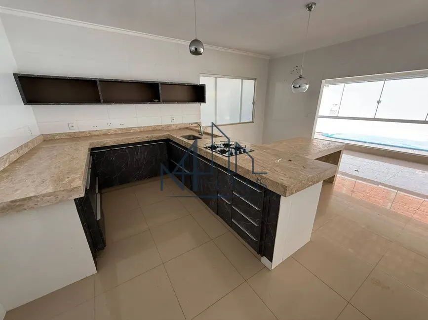 Sobrado com 4 quartos à venda, 360m2 em Residencial Condomínio Jardim Veneza, Senador Canedo - GO - imagem 6 Foto 6 de Sobrado com 4 quartos à venda, 360m2 em Residencial Condomínio Jardim Veneza, Senador Canedo - GO