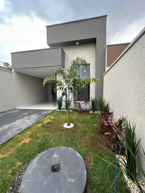 Foto 2 de Casa com 3 quartos à venda, 195m2 em Vila Oliveira, Aparecida De Goiania - GO