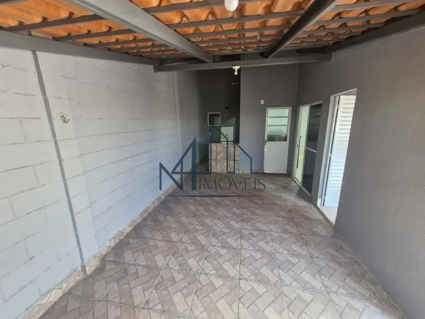 Casa com 2 quartos à venda, 180m2 em Jardim Gardênia, Goiania - GO - imagem 4 Foto 4 de Casa com 2 quartos à venda, 180m2 em Jardim Gardênia, Goiania - GO