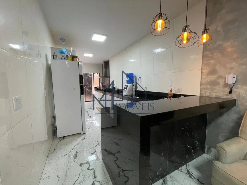 Foto 8 de Casa com 3 quartos à venda, 254m2 em Mansões Paraíso, Aparecida De Goiania - GO