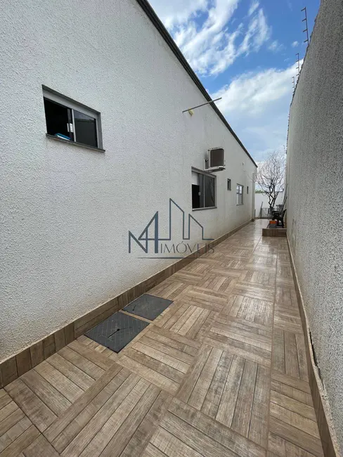 Foto 5 de Casa com 3 quartos à venda, 254m2 em Mansões Paraíso, Aparecida De Goiania - GO