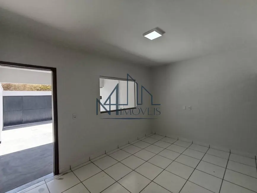 Casa à venda, 121m2 em Setor Monte Sinai, Trindade - GO - imagem 3 Foto 3 de Casa à venda, 121m2 em Setor Monte Sinai, Trindade - GO