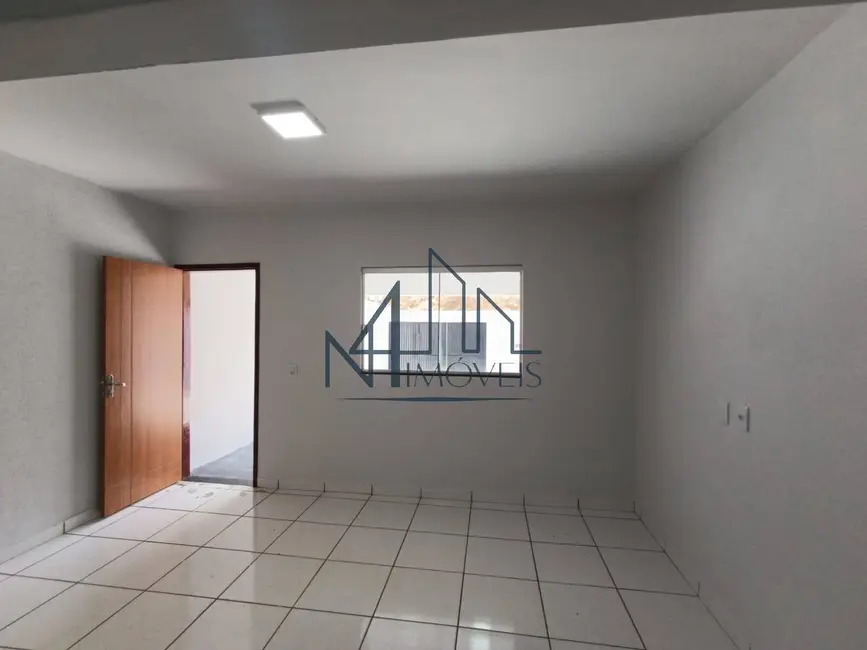 Casa à venda, 121m2 em Setor Monte Sinai, Trindade - GO - imagem 4 Foto 4 de Casa à venda, 121m2 em Setor Monte Sinai, Trindade - GO