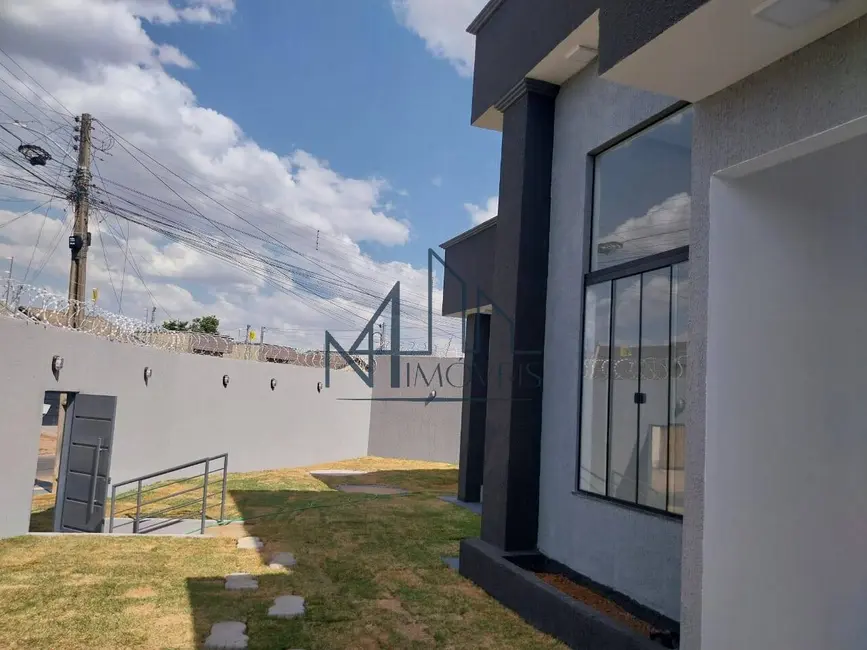 Casa com 2 quartos à venda, 214m2 em Jardim Buriti Sereno, Aparecida De Goiania - GO - imagem 3 Foto 3 de Casa com 2 quartos à venda, 214m2 em Jardim Buriti Sereno, Aparecida De Goiania - GO