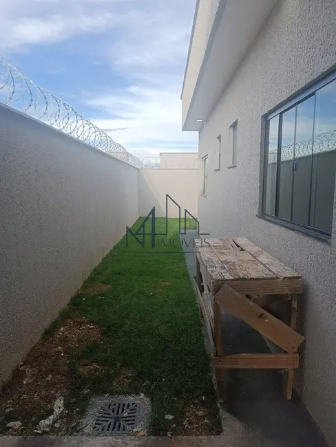 Foto 2 de Casa com 2 quartos à venda, 180m2 em Jardim Buriti Sereno, Aparecida De Goiania - GO