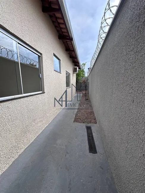 Casa com 3 quartos à venda, 196m2 em Pontal Sul - Acréscimo, Aparecida De Goiania - GO - imagem 4 Foto 4 de Casa com 3 quartos à venda, 196m2 em Pontal Sul - Acréscimo, Aparecida De Goiania - GO