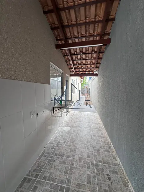 Casa com 3 quartos à venda, 196m2 em Pontal Sul - Acréscimo, Aparecida De Goiania - GO - imagem 3 Foto 3 de Casa com 3 quartos à venda, 196m2 em Pontal Sul - Acréscimo, Aparecida De Goiania - GO