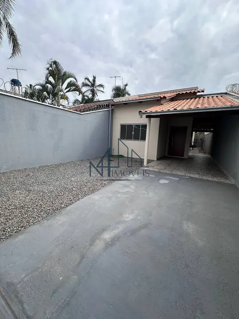 Casa com 3 quartos à venda, 196m2 em Pontal Sul - Acréscimo, Aparecida De Goiania - GO - imagem 1 Foto 1 de Casa com 3 quartos à venda, 196m2 em Pontal Sul - Acréscimo, Aparecida De Goiania - GO