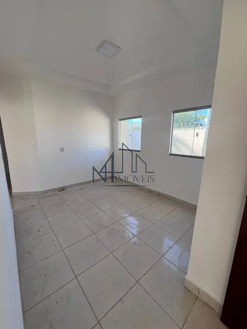 Foto 4 de Casa com 2 quartos à venda, 180m2 em Jardim Miramar, Aparecida De Goiania - GO