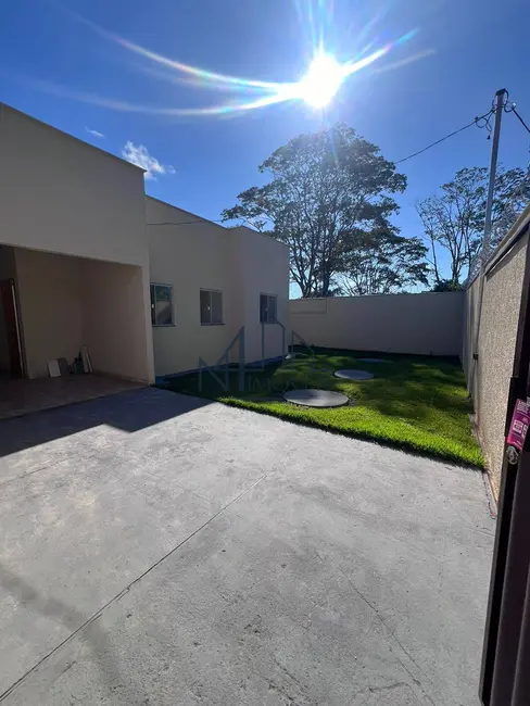 Foto 1 de Casa com 2 quartos à venda, 180m2 em Jardim Miramar, Aparecida De Goiania - GO