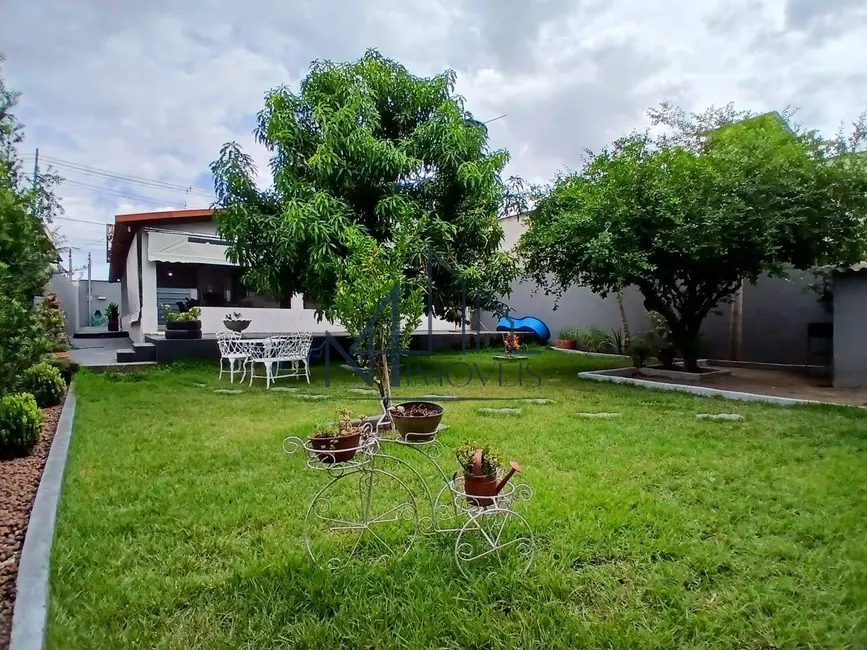 Foto 2 de Casa com 3 quartos à venda, 387m2 em Independência - 2º Complemento, Aparecida De Goiania - GO