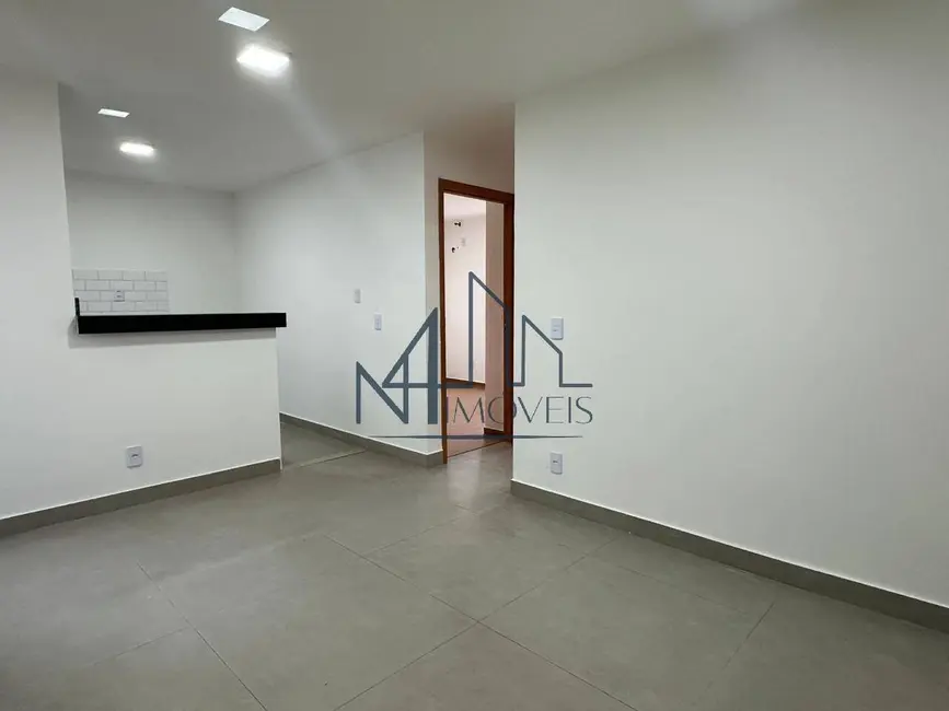 Foto 2 de Apartamento com 2 quartos à venda em Jardim Imperial, Aparecida De Goiania - GO