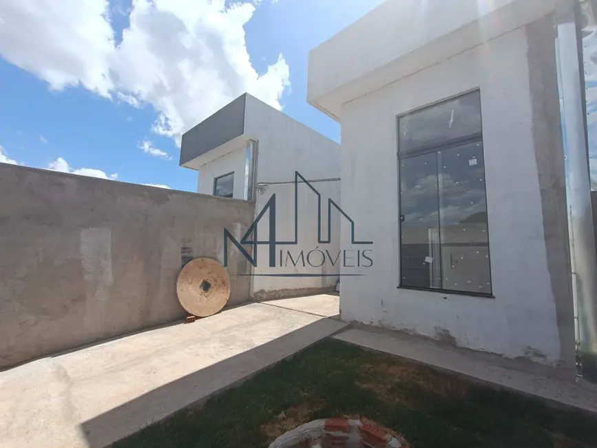 Foto 2 de Casa com 2 quartos à venda, 180m2 em Setor Comendador Walmor, Aparecida De Goiania - GO