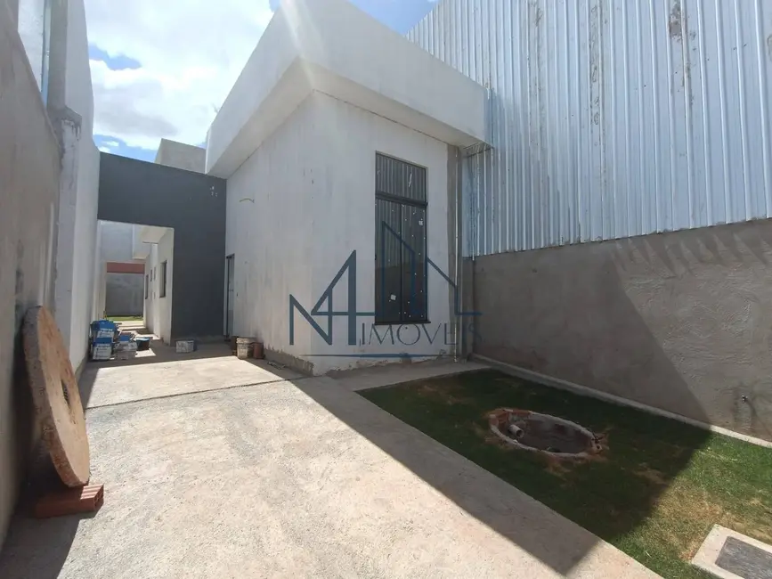 Foto 1 de Casa com 2 quartos à venda, 180m2 em Setor Comendador Walmor, Aparecida De Goiania - GO