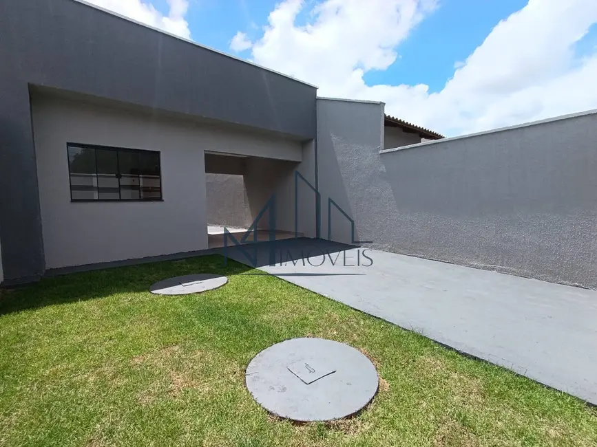 Foto 2 de Casa com 2 quartos à venda, 180m2 em Vila Oliveira, Aparecida De Goiania - GO