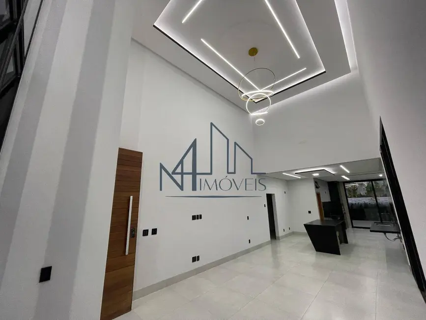 Foto 4 de Casa à venda, 371m2 em Jardim Mont Serrat, Aparecida De Goiania - GO