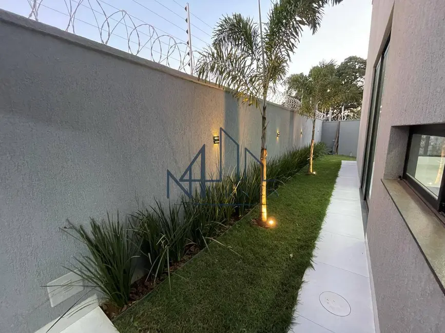 Foto 8 de Casa à venda, 371m2 em Jardim Mont Serrat, Aparecida De Goiania - GO