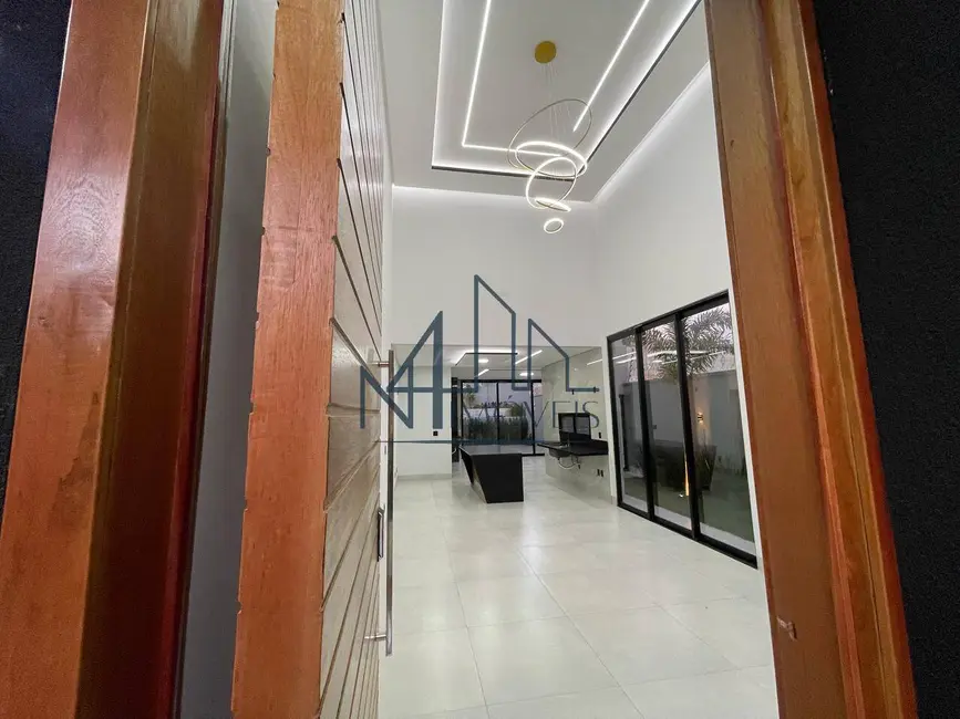 Foto 5 de Casa à venda, 371m2 em Jardim Mont Serrat, Aparecida De Goiania - GO