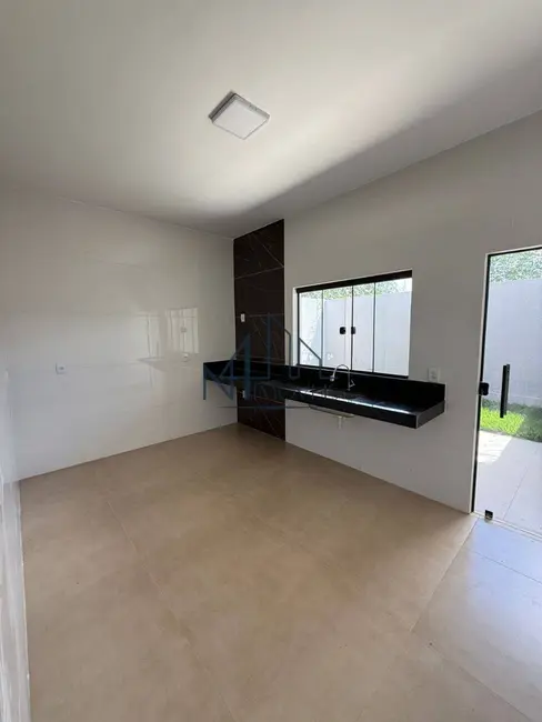 Casa com 3 quartos à venda, 180m2 em Setor Colonial Sul, Aparecida De Goiania - GO - imagem 8 Foto 8 de Casa com 3 quartos à venda, 180m2 em Setor Colonial Sul, Aparecida De Goiania - GO