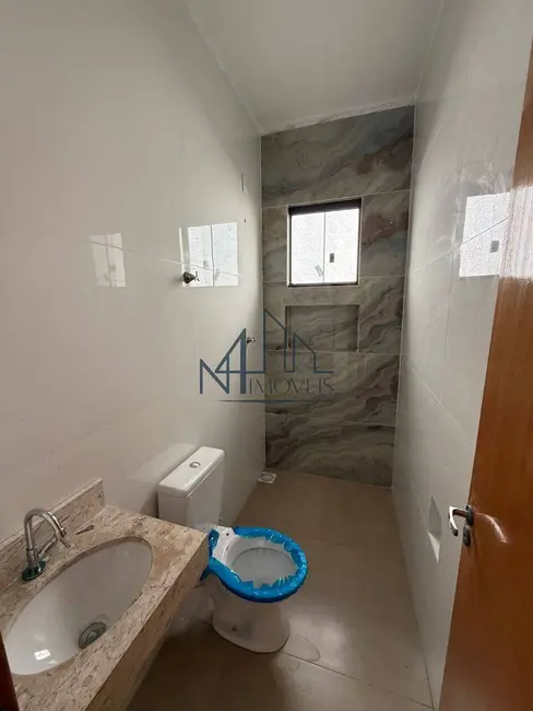 Casa com 3 quartos à venda, 180m2 em Setor Colonial Sul, Aparecida De Goiania - GO - imagem 6 Foto 6 de Casa com 3 quartos à venda, 180m2 em Setor Colonial Sul, Aparecida De Goiania - GO
