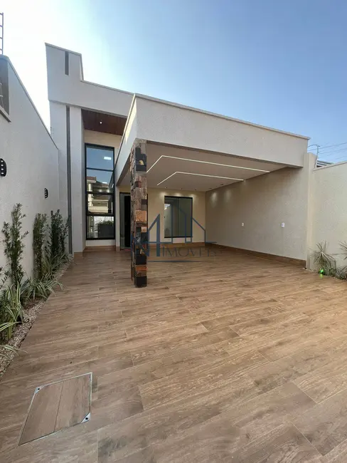 Casa à venda, 240m2 em Goiânia 2, Goiania - GO - imagem 1 Foto 1 de Casa à venda, 240m2 em Goiânia 2, Goiania - GO