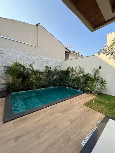 Foto 15 de Casa à venda, 240m2 em Goiânia 2, Goiania - GO